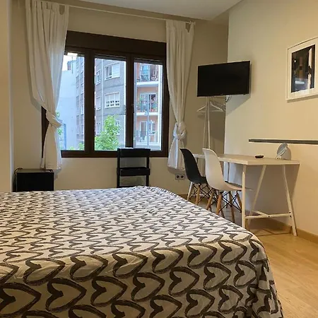 Con Encanto Junto Al Mercado * Valencie